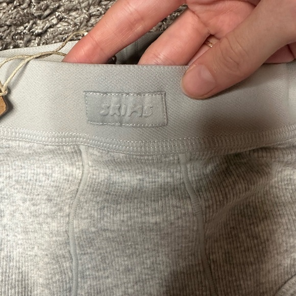 SKIMS Light Gray Women's Panties - Picture 3 of 4